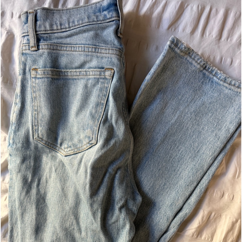 Abercrombie 90s Straight Leg High Rise